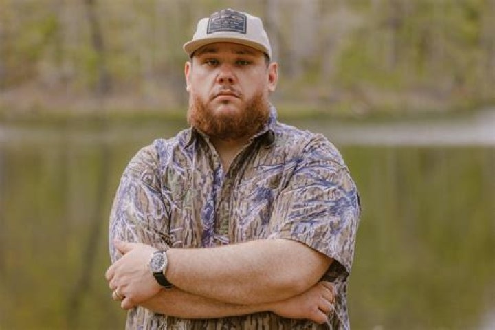 Did Luke Combs' Dad Pass Away Recently? Find Out The Truth