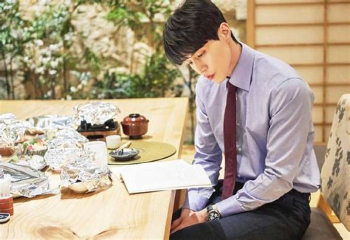 Exploring The Allure Of Lee Dong Wook