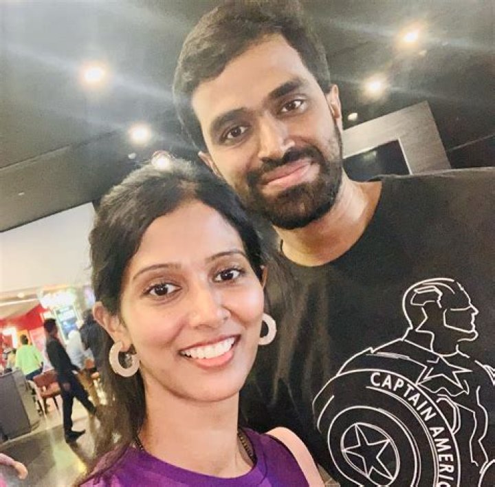 Meet The Inspiring Wife Of IPS Officer Akila Annamalai
