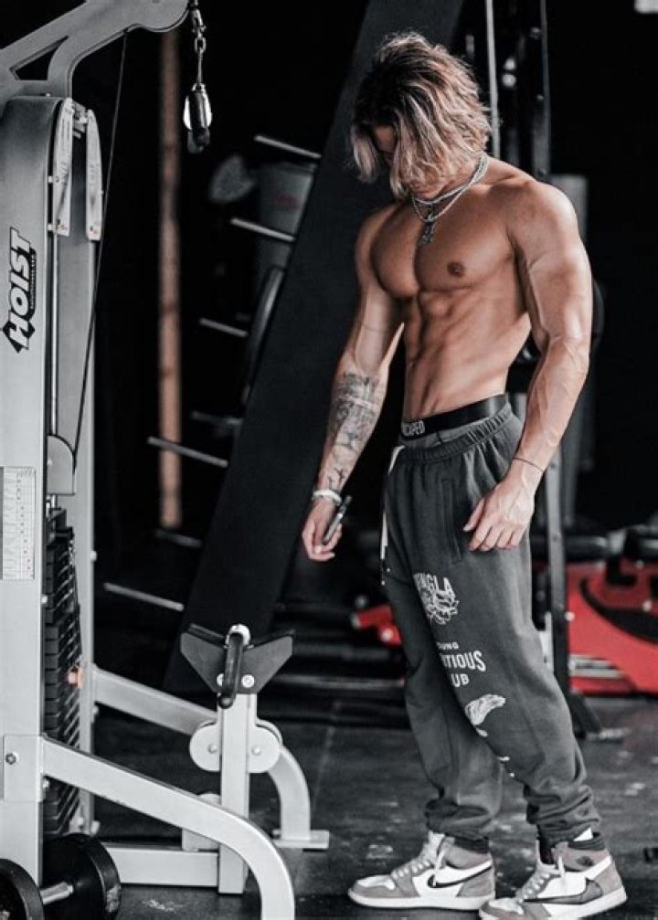 The Ultimate Guide To Alex Eubank's Body Stats: Weight And Height Revealed
