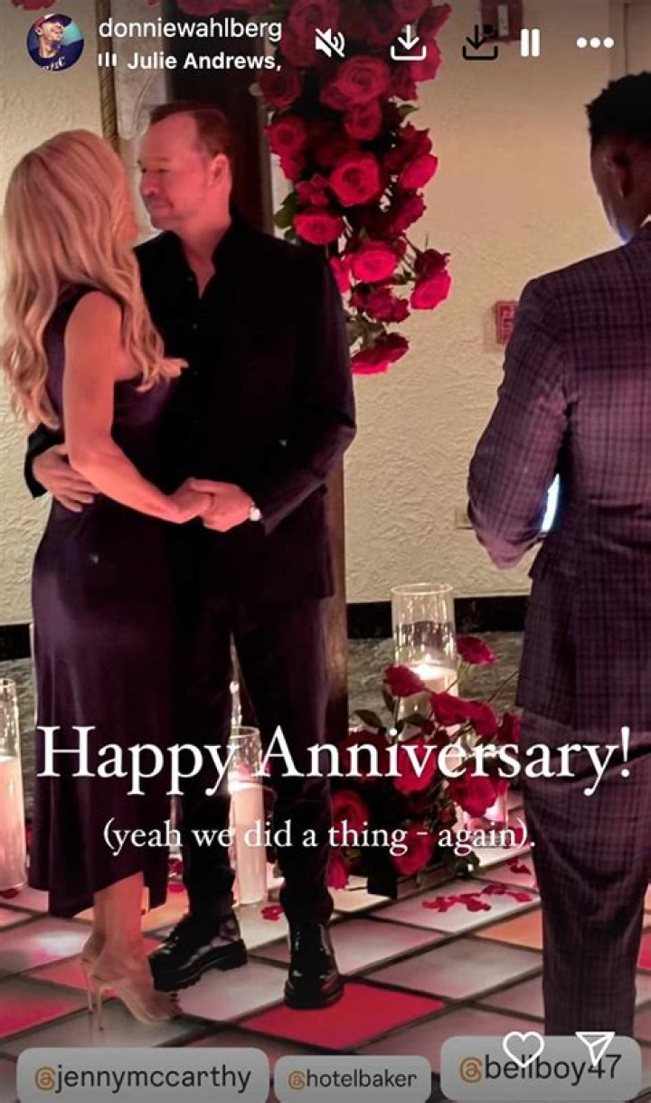 Unveiling The Secrets Of Jenny McCarthy And Donnie Wahlberg's Enduring Love